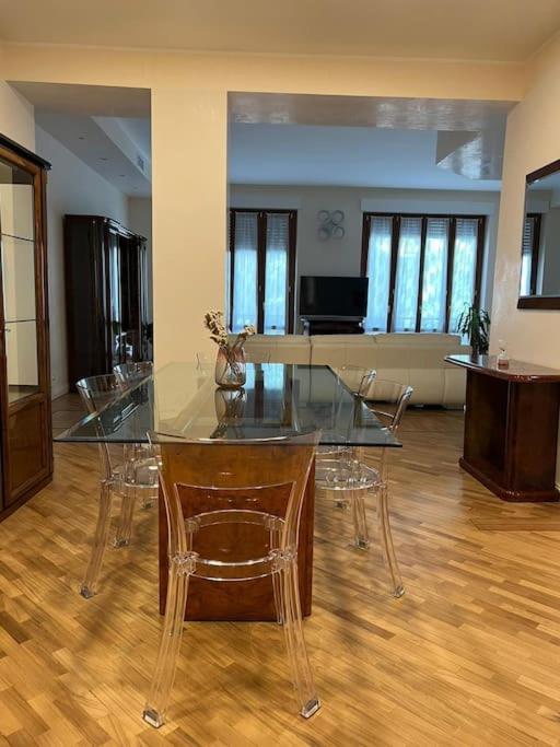Elegant Apartment Milan Bagian luar foto