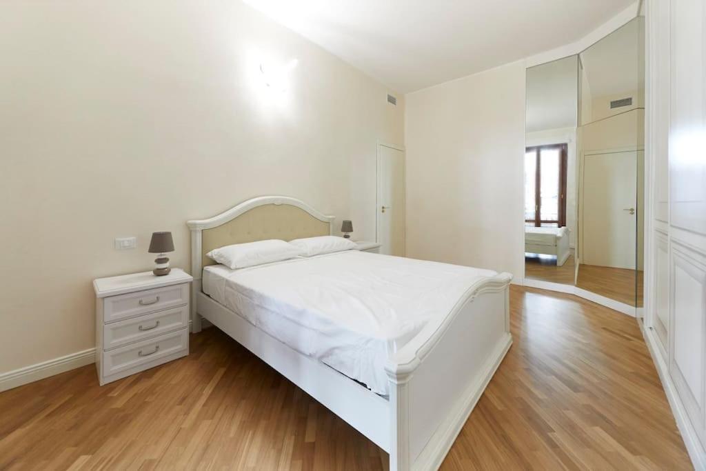 Elegant Apartment Milan Bagian luar foto